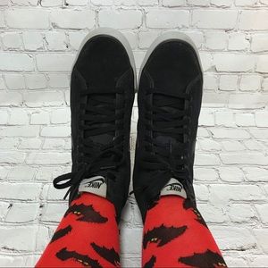 Black Nike High Top sneaker sz 10 gray sole 27 cm